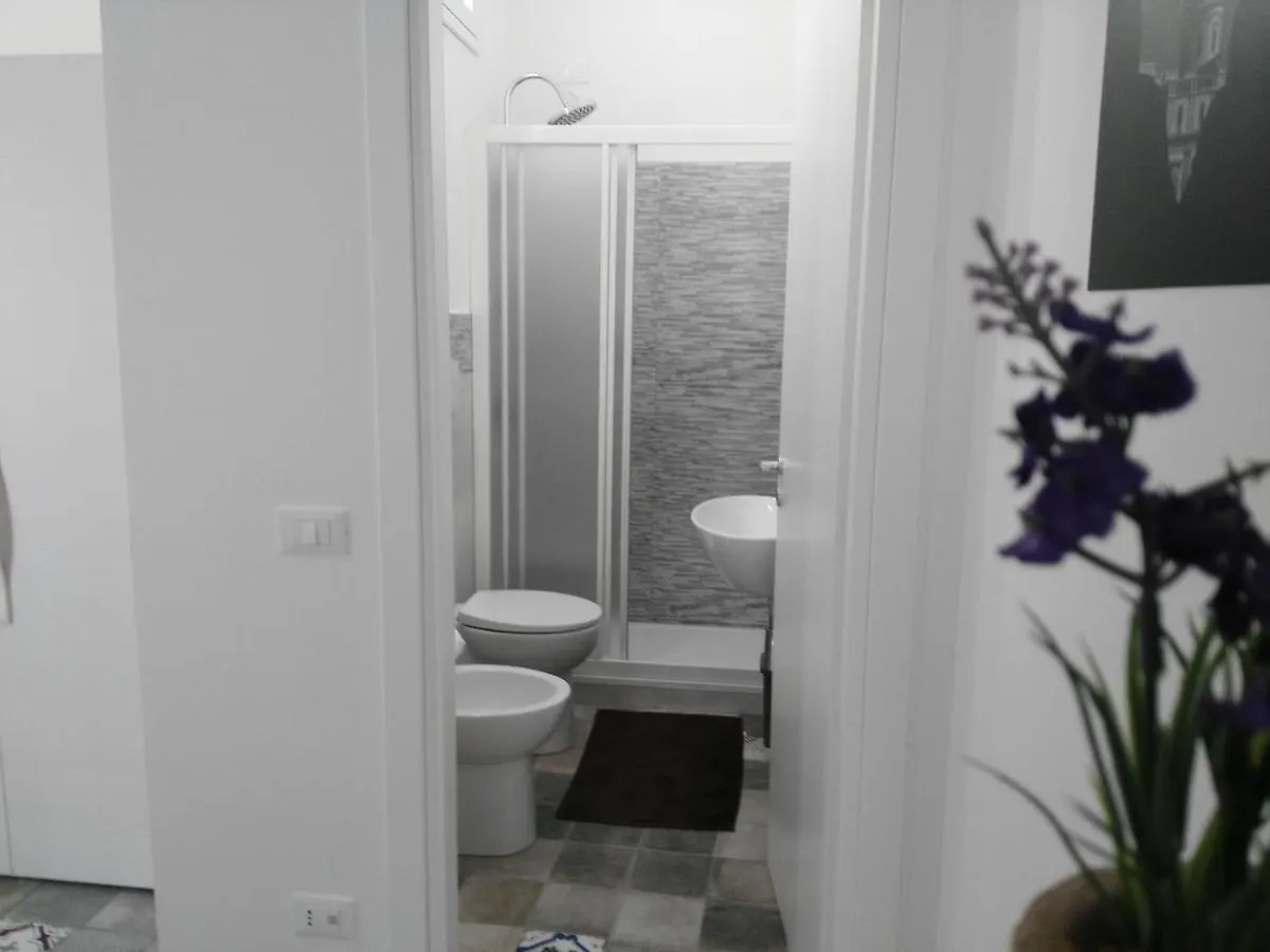 Quattroquarti Stradivari Home Noto