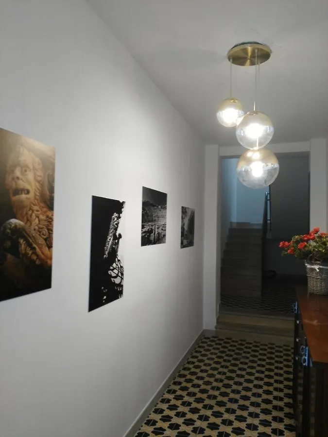 Quattroquarti Stradivari Home Noto 0*,