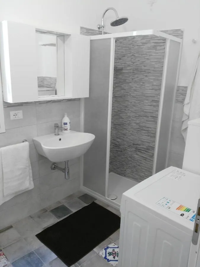 Quattroquarti Stradivari Home Noto