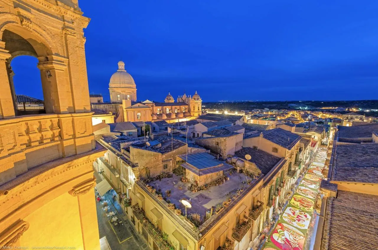 Quattroquarti Stradivari Home Noto