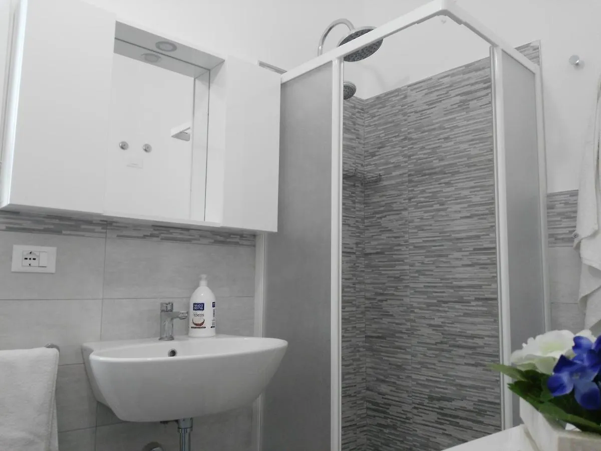 Aparthotel Quattroquarti Stradivari Home Noto Italia