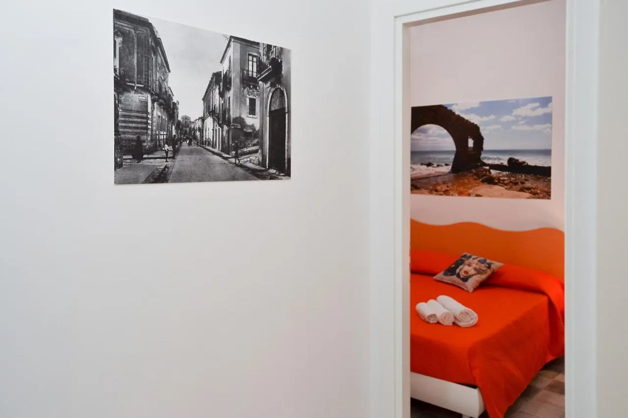 Aparthotel Quattroquarti Stradivari Home Noto