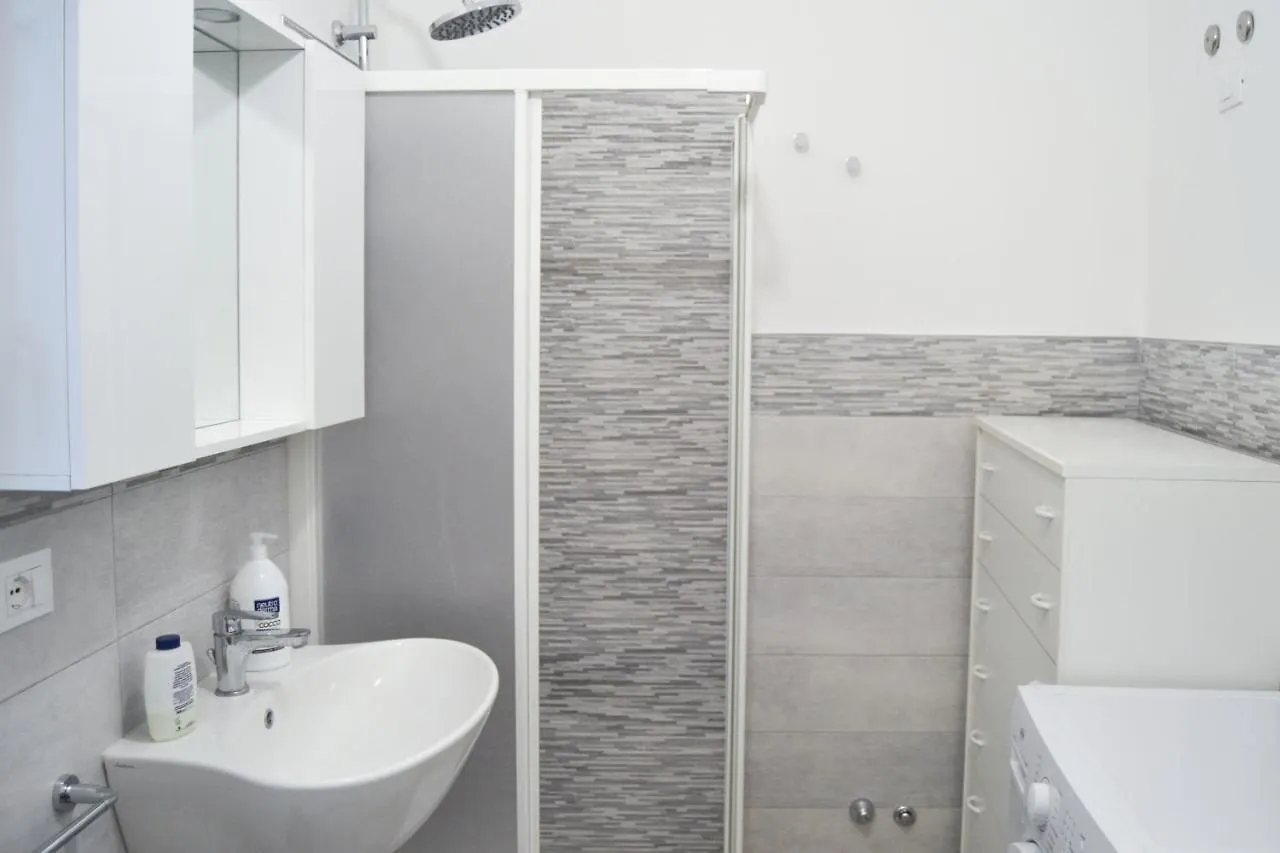 Aparthotel Quattroquarti Stradivari Home Noto