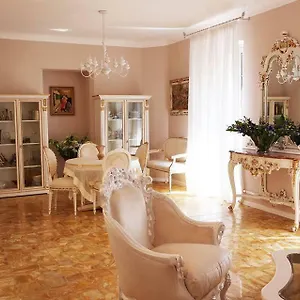 La Scogliera 3*, Bordighera Italia